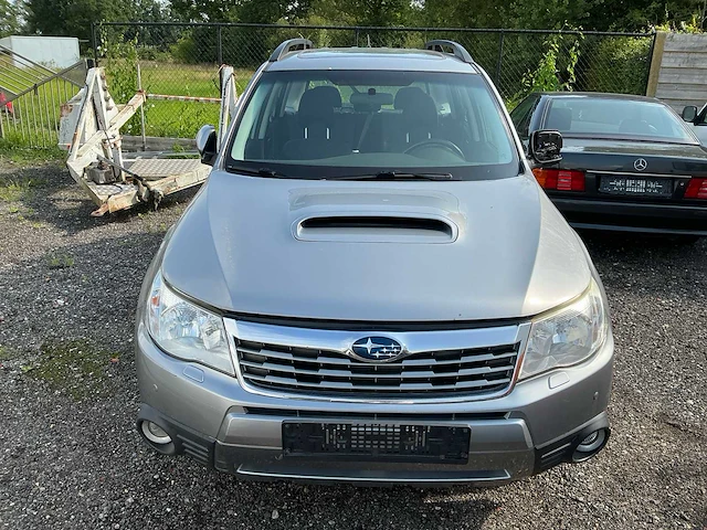 Subaru forester personenauto - afbeelding 2 van  11