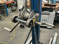 Sumner 712 mobiele manuele bouwlift - afbeelding 7 van  8