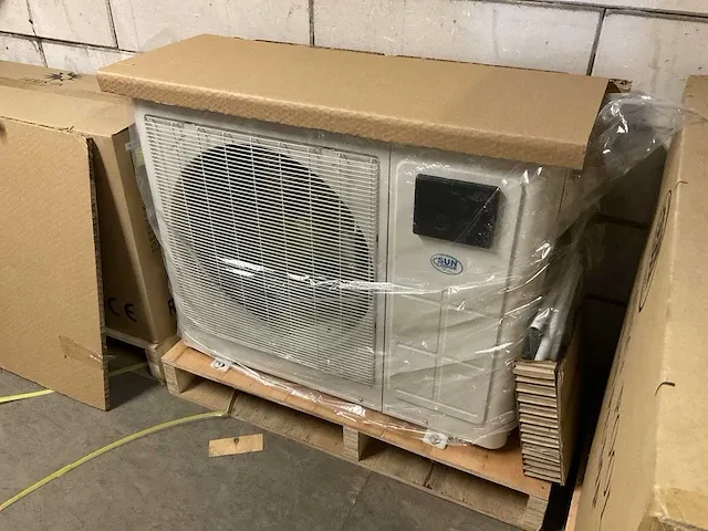 Sun lodge pasrw035-p-ai-r32 zwembad warmtepomp 17 kw - afbeelding 1 van  4