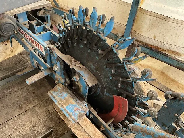 Super prefer plant- en pootmachine - afbeelding 17 van  17