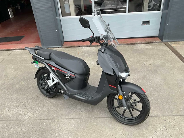 Super soco - e-scooter - afbeelding 3 van  21