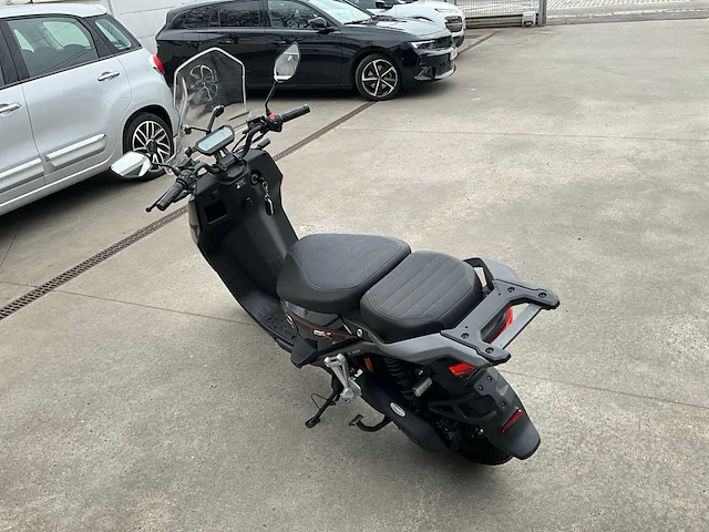 Super soco - e-scooter - afbeelding 6 van  21