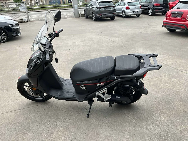 Super soco - e-scooter - afbeelding 8 van  21