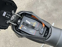 Super soco tc max - e-scooter - afbeelding 9 van  21