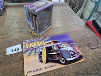 Surf bus bord en giant lighters - afbeelding 1 van  4