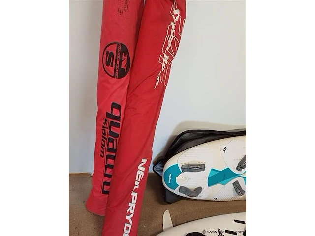 Surf materiaal - afbeelding 5 van  5