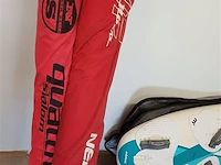 Surf materiaal - afbeelding 5 van  5