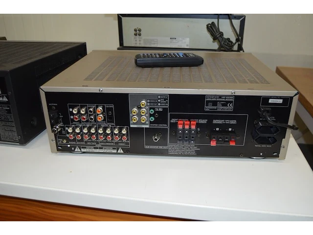 Surround versterker met ab kenwood krf-v5030d - afbeelding 6 van  7