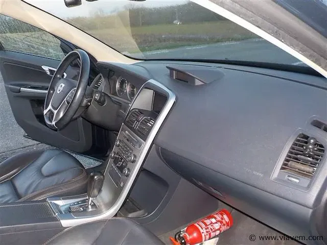 Suv - afbeelding 5 van  24