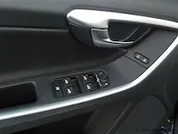 Suv - afbeelding 7 van  24