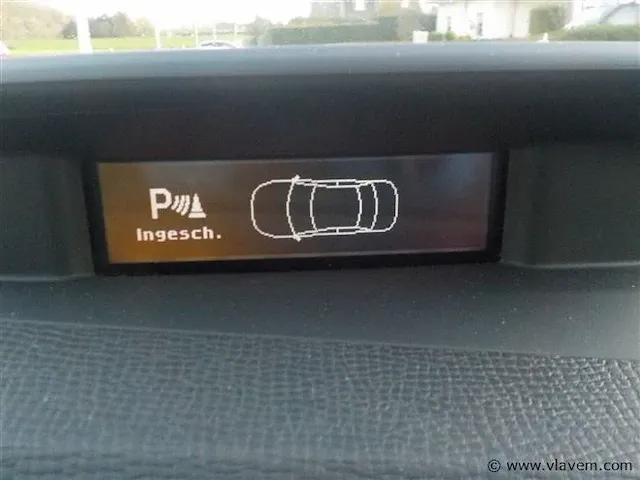 Suv - afbeelding 16 van  24
