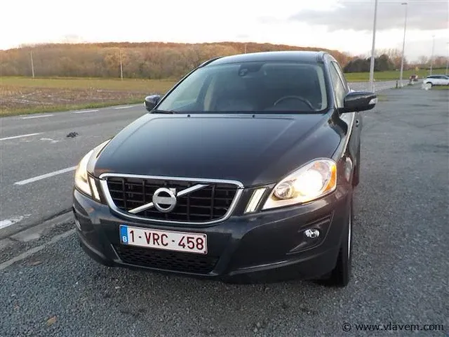 Suv - afbeelding 12 van  24