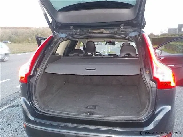 Suv - afbeelding 23 van  24