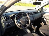 Suv - afbeelding 2 van  20