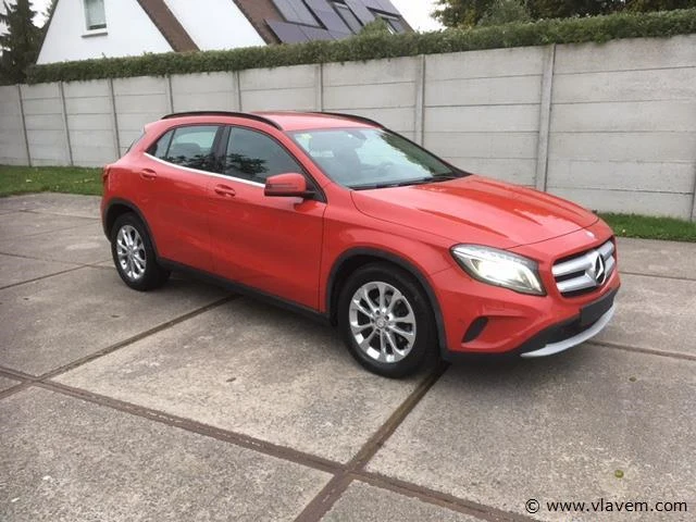 Suv - afbeelding 1 van  20