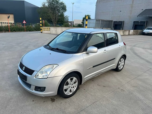 Suzuki - 2008 - swift - personenauto - afbeelding 1 van  19