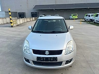 Suzuki - 2008 - swift - personenauto - afbeelding 15 van  19