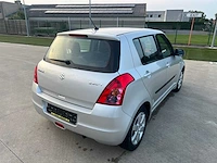 Suzuki - 2008 - swift - personenauto - afbeelding 19 van  19