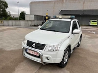 Suzuki - 2011 - grand vitara - 4x4 - personenauto - afbeelding 23 van  33