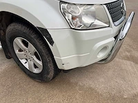Suzuki - 2011 - grand vitara - 4x4 - personenauto - afbeelding 28 van  33
