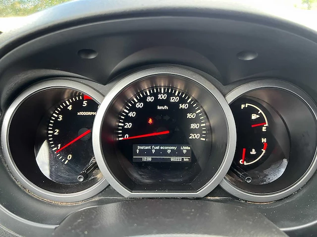 Suzuki - 2011 - suzuki grand vitara - 4x4 - personenauto - afbeelding 19 van  28