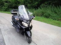 Suzuki - burgman 650 - motorfiets - afbeelding 3 van  6