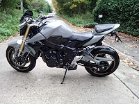 Suzuki - gsr750 - motorfiets - afbeelding 1 van  10