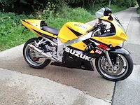 Suzuki - gsxr 600 - motorcycle - afbeelding 1 van  10