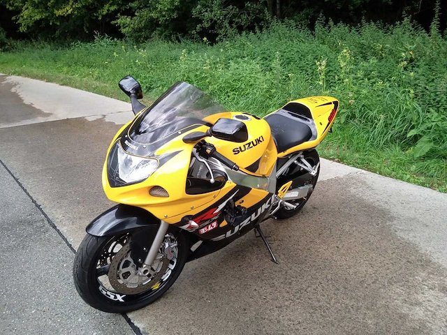 Suzuki - gsxr 600 - motorcycle - afbeelding 3 van  10