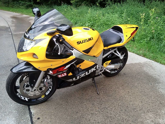 Suzuki - gsxr 600 - motorcycle - afbeelding 5 van  10