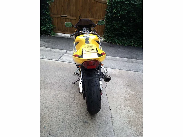 Suzuki - gsxr 600 - motorcycle - afbeelding 6 van  10