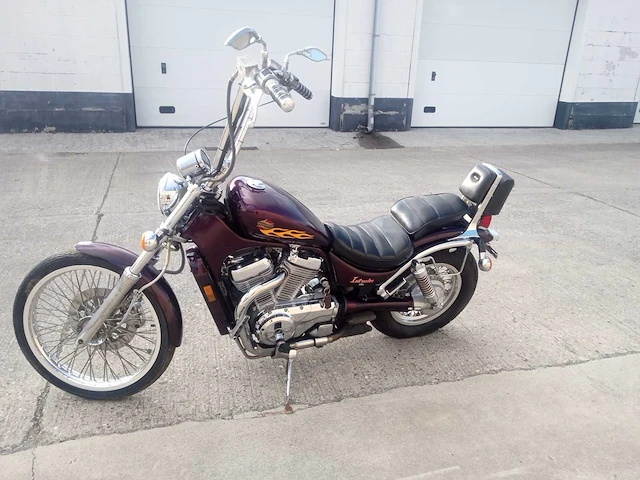 Suzuki - intruder 750 - motorcycle - afbeelding 4 van  9