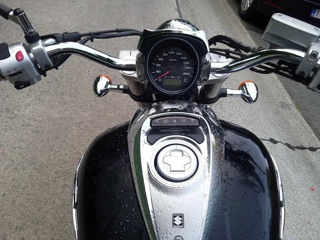 Suzuki - m 800 intruder - motorcycle - afbeelding 7 van  8