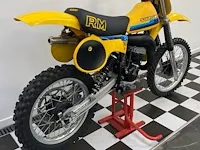 Suzuki - rm125 - bromfiets - afbeelding 5 van  8