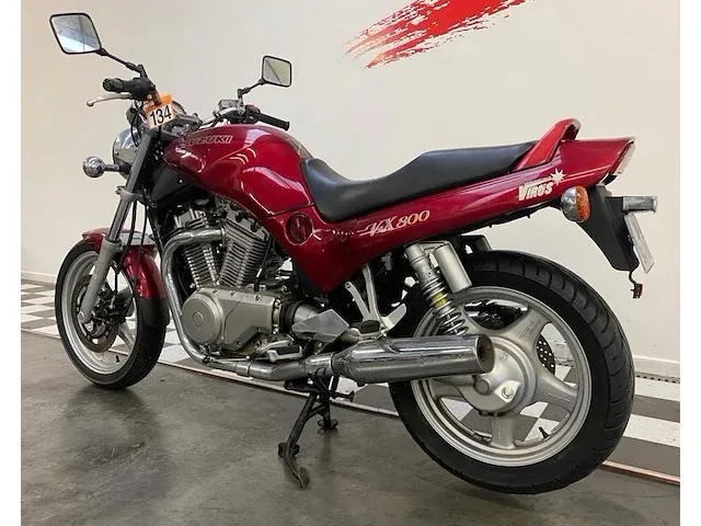 Suzuki - vx800 - bromfiets - afbeelding 7 van  10