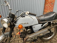 Suzuki ac50 brommer - afbeelding 17 van  18