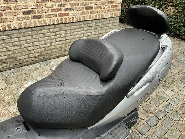 Suzuki burgman 650 scooter - afbeelding 8 van  19