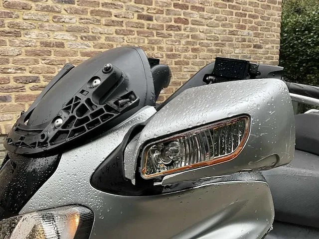 Suzuki burgman 650 scooter - afbeelding 9 van  19
