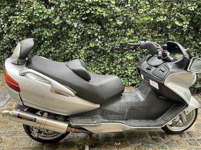 Suzuki burgman 650 scooter - afbeelding 14 van  19