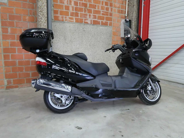 Suzuki burgman - afbeelding 2 van  29