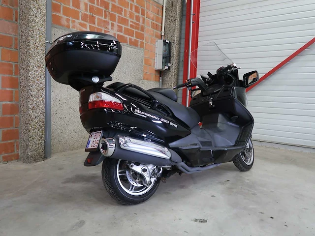 Suzuki burgman - afbeelding 3 van  29