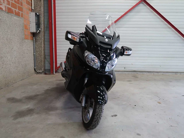 Suzuki burgman - afbeelding 9 van  29