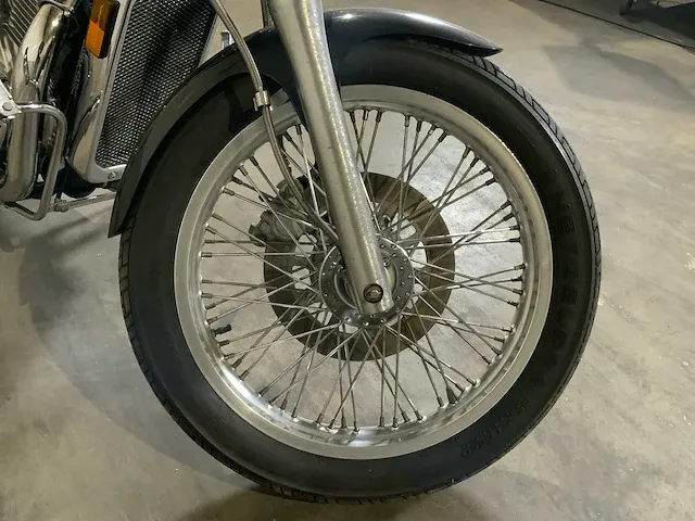 Suzuki chopper intruder 700 motorfiets - afbeelding 4 van  17