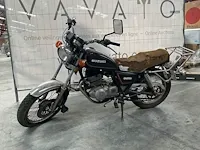 Suzuki gn250
