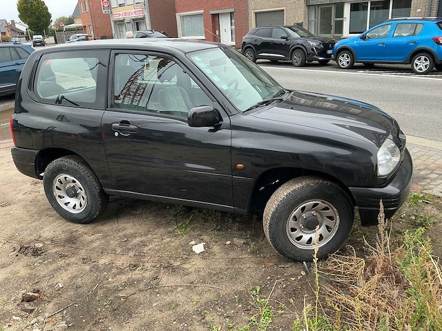 Suzuki grand vitara personenauto - afbeelding 9 van  12