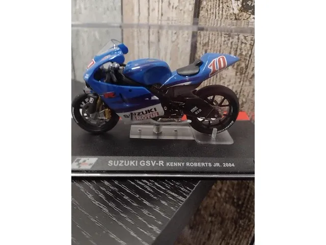 Suzuki gsv-r kenny roberts - afbeelding 1 van  6