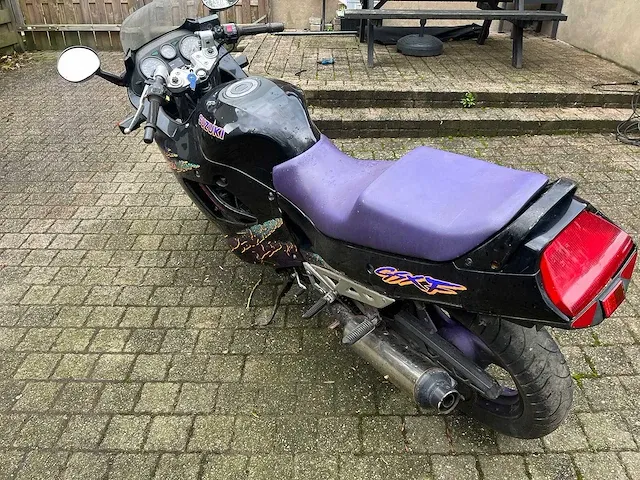 Suzuki gsxf 750cc - afbeelding 4 van  10