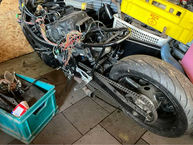 Suzuki gsxf project racer motorfiets - afbeelding 2 van  8