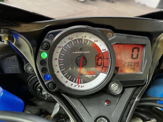 Suzuki gsxr, 2010 - afbeelding 11 van  16