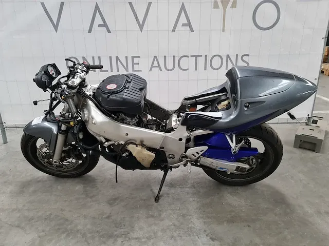 Suzuki gsxr 600 1997 - afbeelding 1 van  10